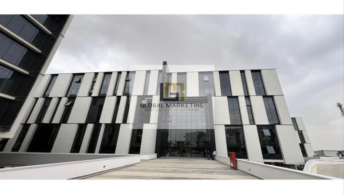 Admin office 114meters for rent  in Hyde Park