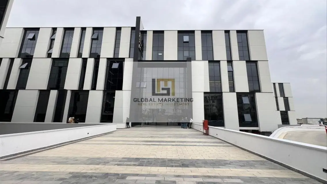 Admin office 114meters for rent  in Hyde Park