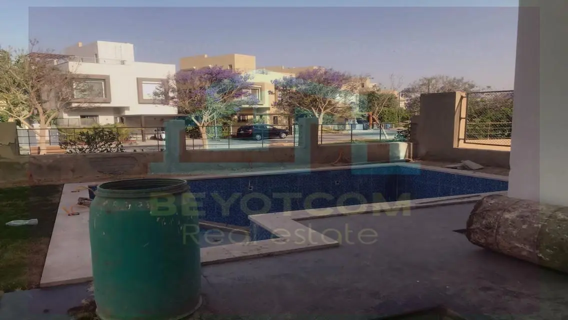 Villa for sale golf extension  Palm Hills with swi