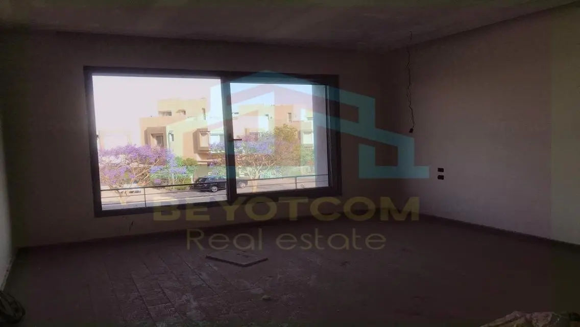 Villa for sale golf extension  Palm Hills with swi
