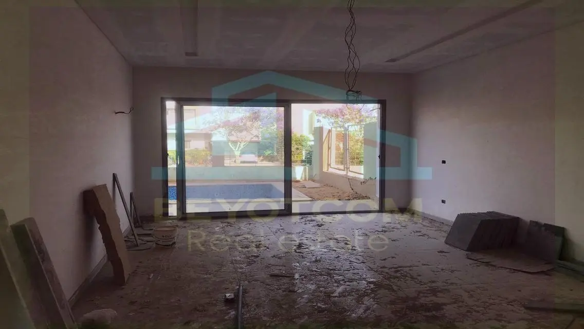 Villa for sale golf extension  Palm Hills with swi