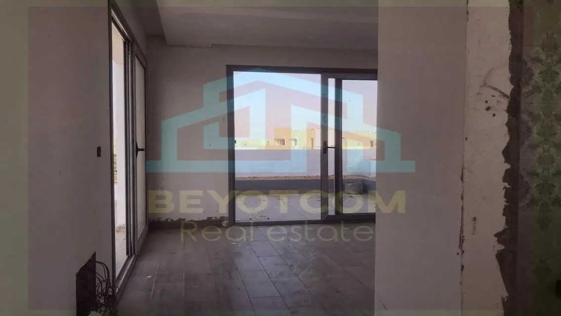 Villa for sale golf extension  Palm Hills with swi