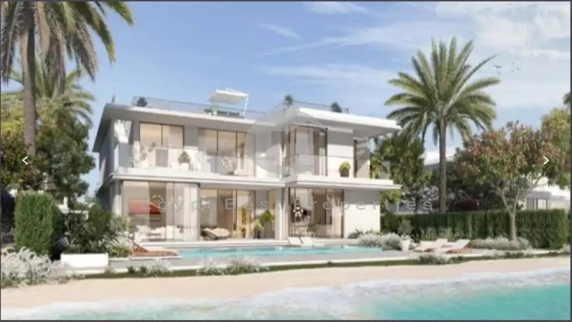 chalet with garden prime location in silver sand
