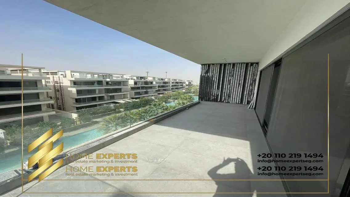 Penthouse roof with pool for rent in Lake View
