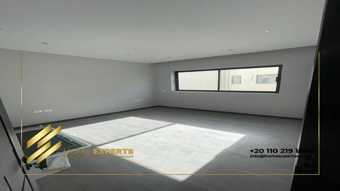 Penthouse roof with pool for rent in Lake View