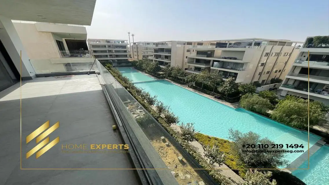 Penthouse roof with pool for rent in Lake View