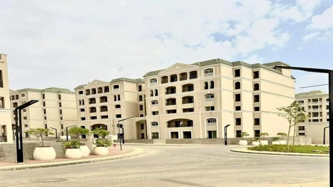 Ready to move apartment resale , Compound L&#39;avenir