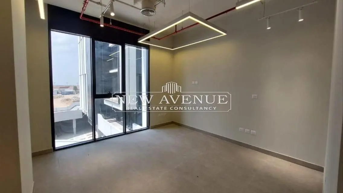 Office 128m for Rent | Hyde Park-New Cairo