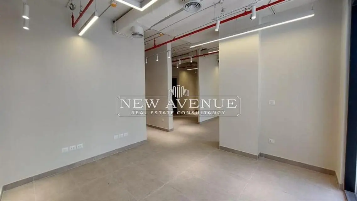 Office 128m for Rent | Hyde Park-New Cairo
