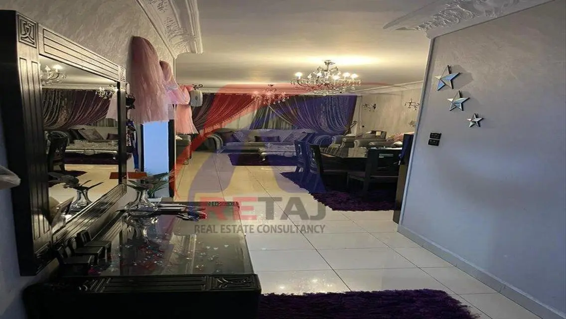 شقة مسجلة للبيع في المنطقة الاولي متفرع من الطيران