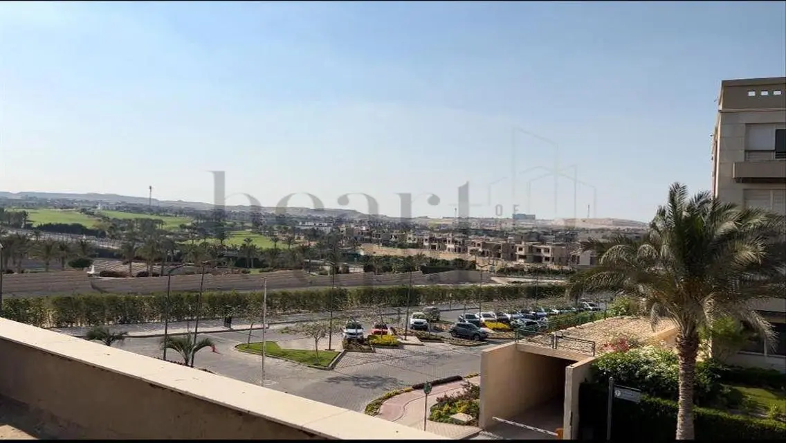 فيلا رائعة فاخرة للبيع في قلب المدينة