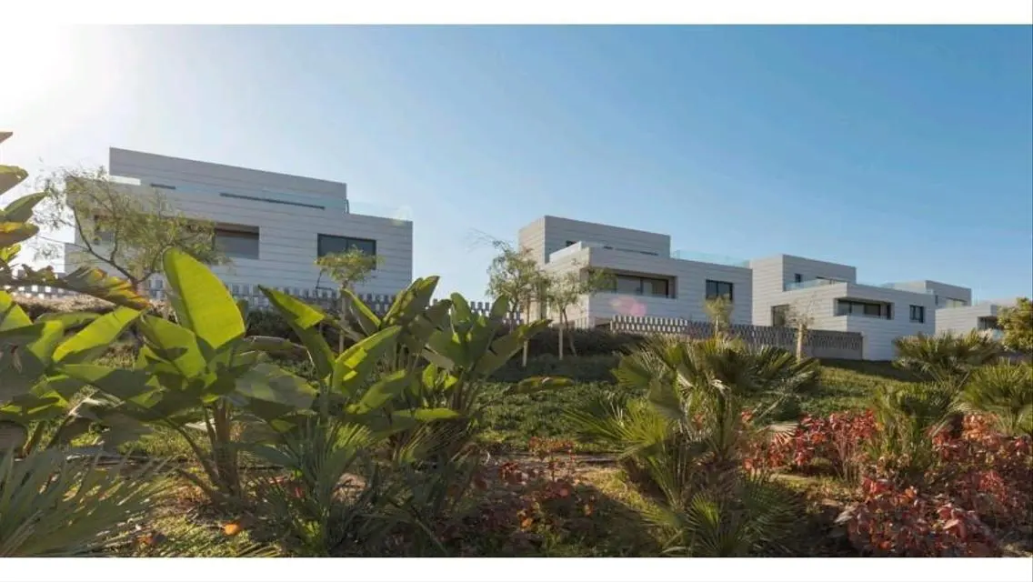 Luxurious Villa with 180 sqm in the Heart of the City