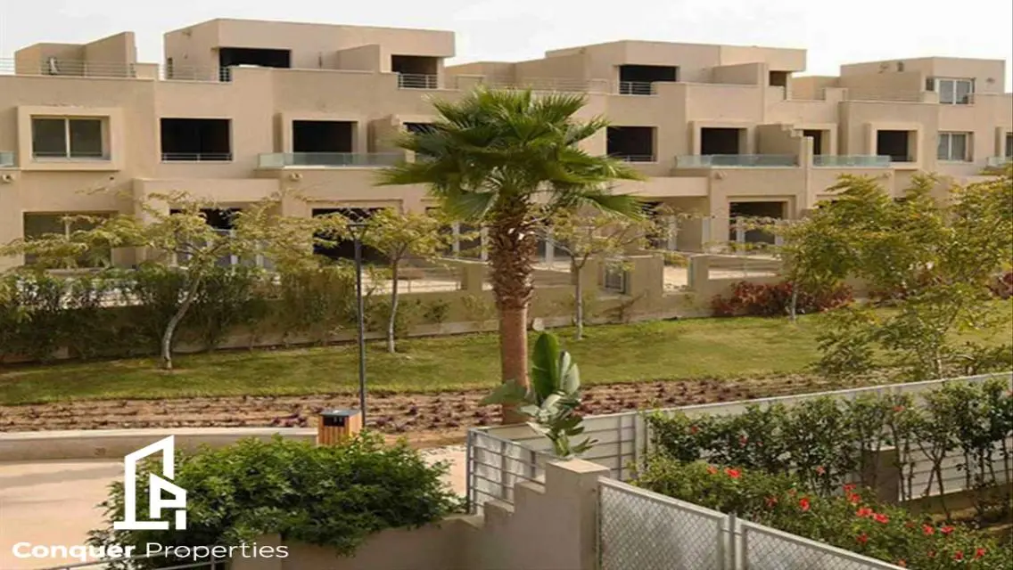 فيو جاردن تاون هاوس للبيع في بالم هيلز قطامية