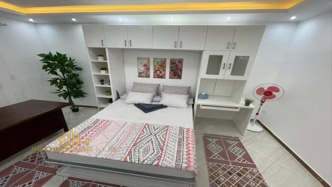 ستديو للايجار لوكيشن مميز جنوب الأكاديمية,