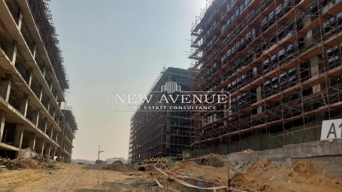 Car Showroom 470m for Rent in One-Ninety New Cairo