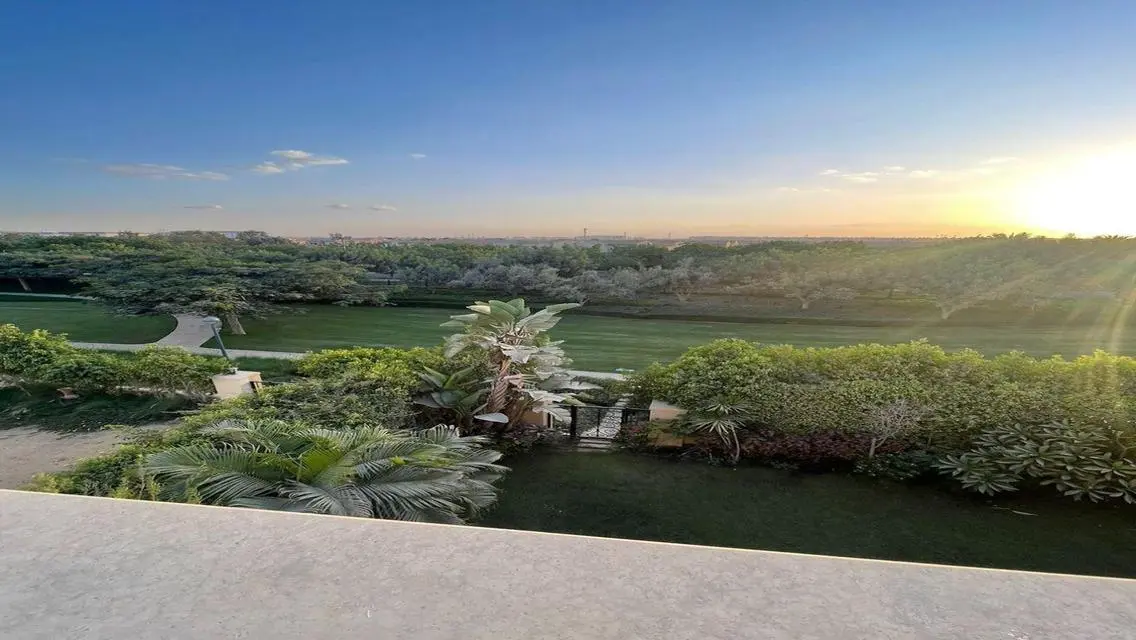 Standalone villa attractive price @ Mivida Comound