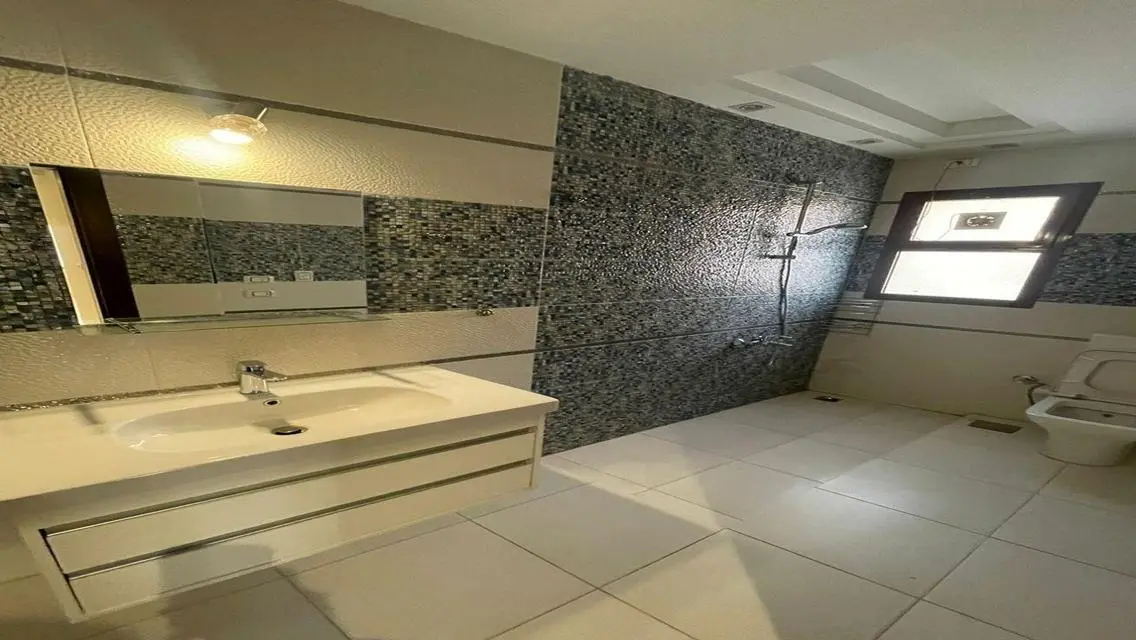 Standalone villa attractive price @ Mivida Comound