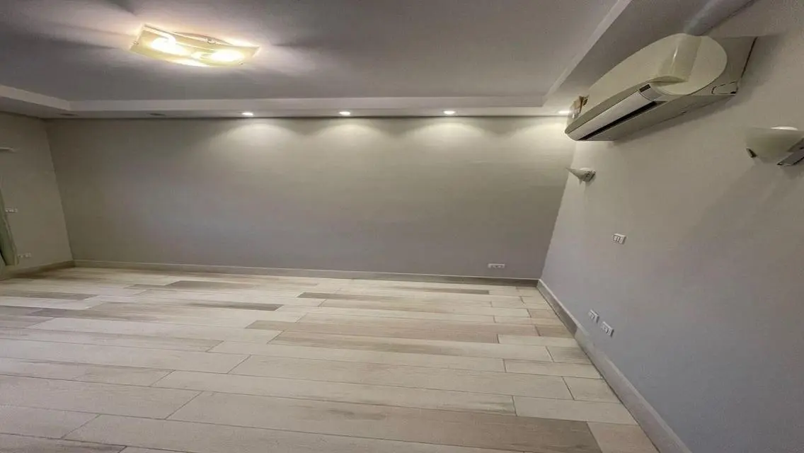 Standalone villa attractive price @ Mivida Comound