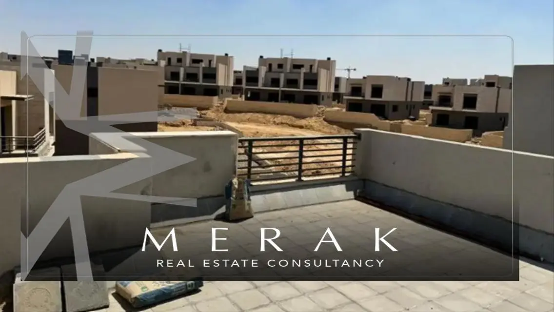 فيلا فاخرة مطلة على بحيرات للبيع