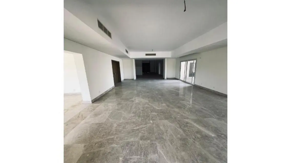 For sale villa in Levanta, first row golf, at a p