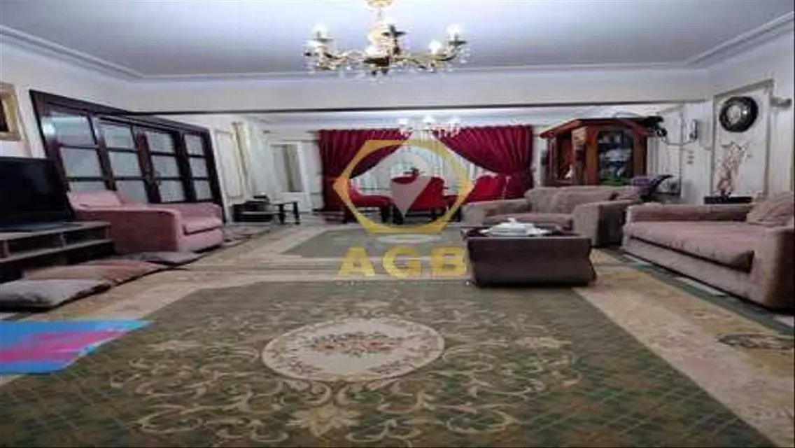 للبيع شقه 142 سوبر لوكس شارع مراد بك مصر الجديده
