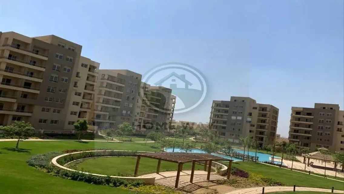 شقه للبيع استلام فوري في كمبوند فيو مفتوح سعر لقطه