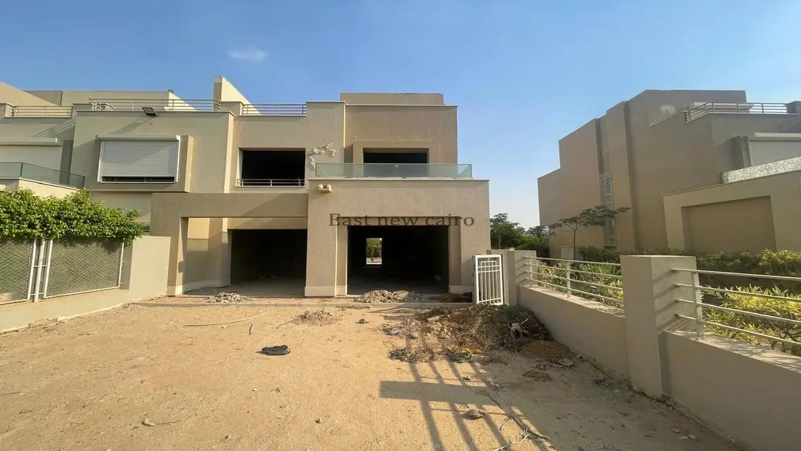 Luxury Villa with All Amenities in Prime Location