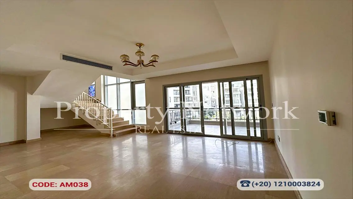 Penthouse 372 m2 for Rent in CFC Festival Livings.