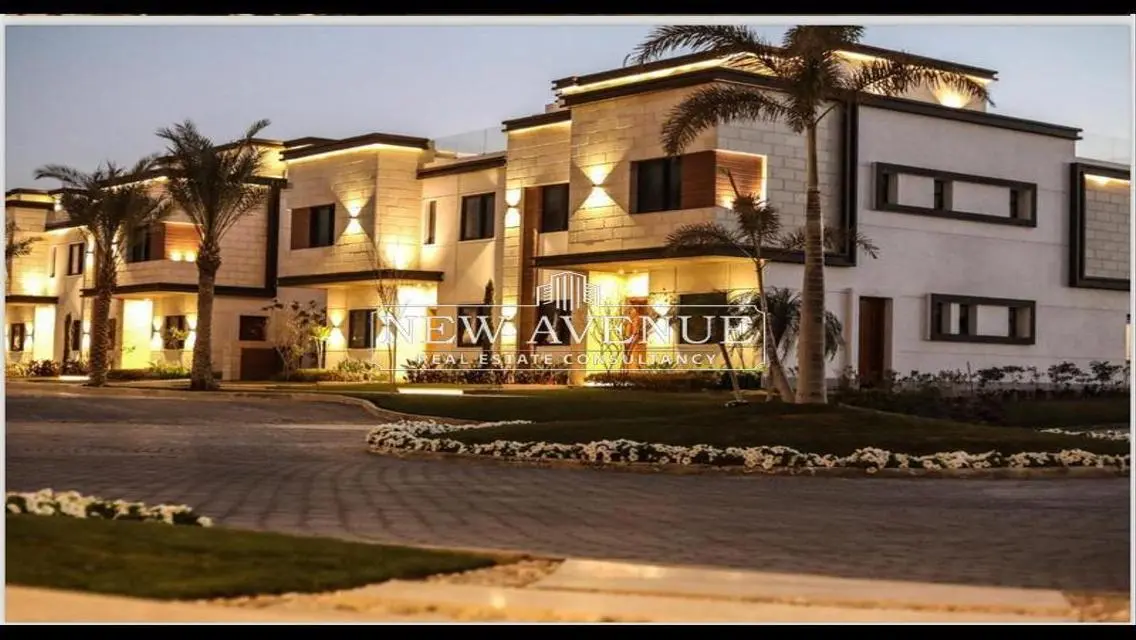 Ready to Move 5 beds Standalone Villa in Azzar 2
