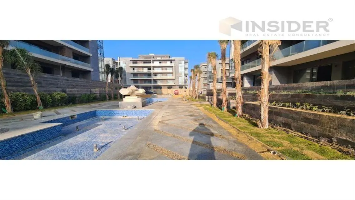 Apartment Ready To move prime location Semi