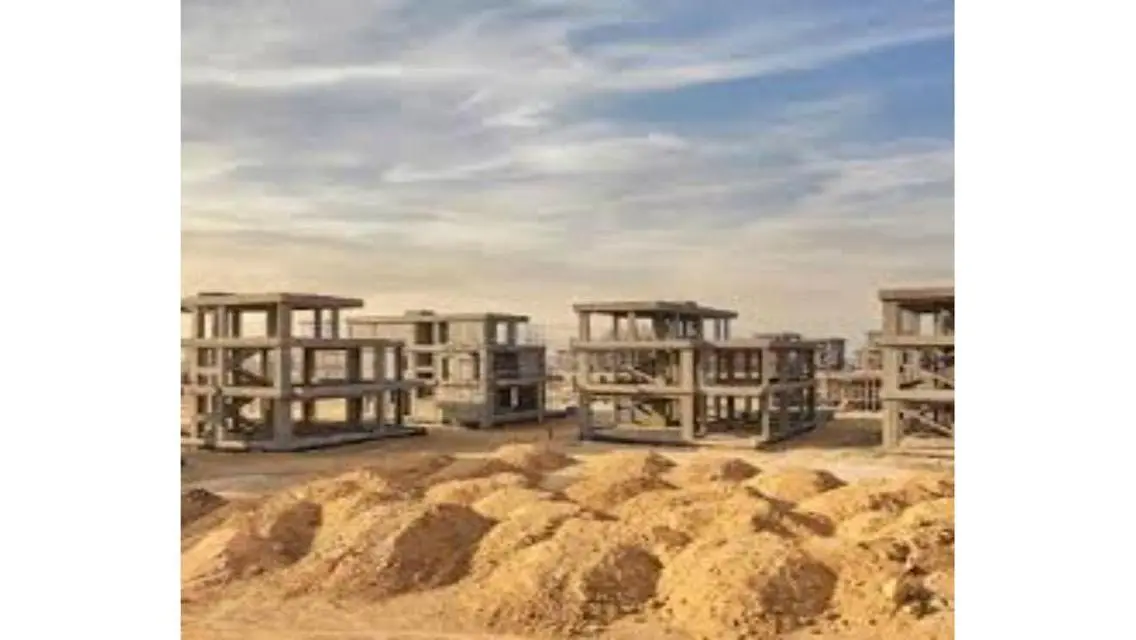 تاون هاوس فى كمبوند سعادة هواريزون على البحيرة