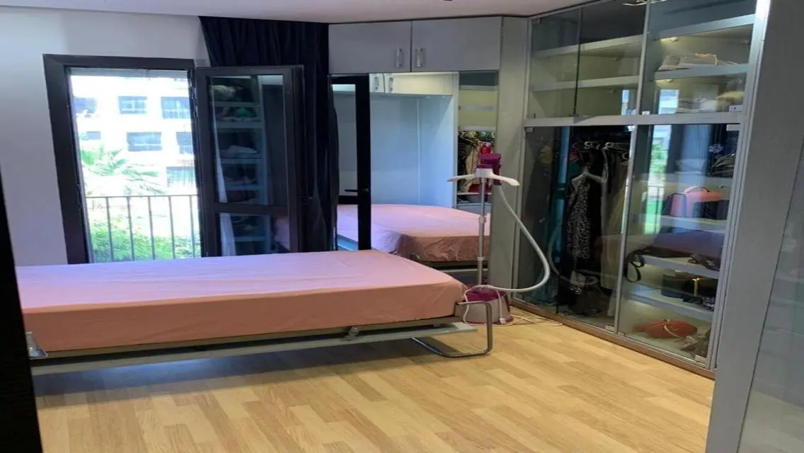 Luxury 2-Bedroom Apartment with Shared Pool