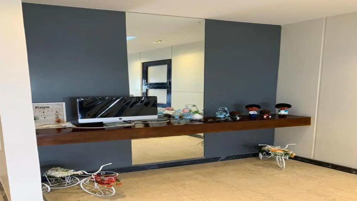 Luxury 2-Bedroom Apartment with Shared Pool