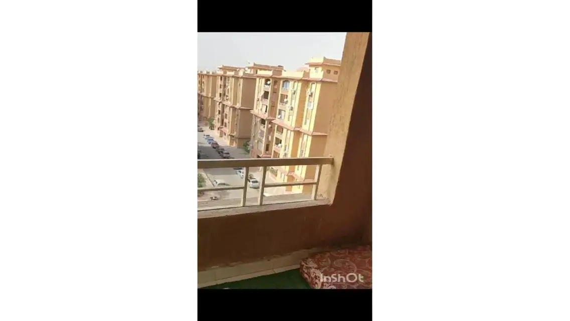 شقه للبيع فى كمبوند مدينه الم