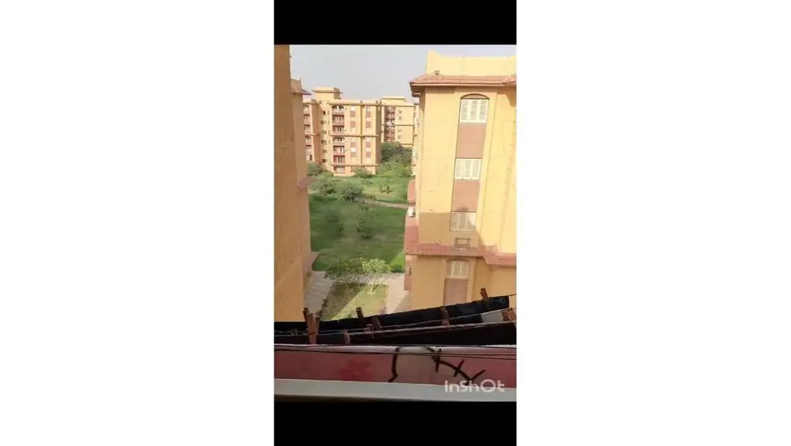 شقه للبيع فى كمبوند مدينه الم