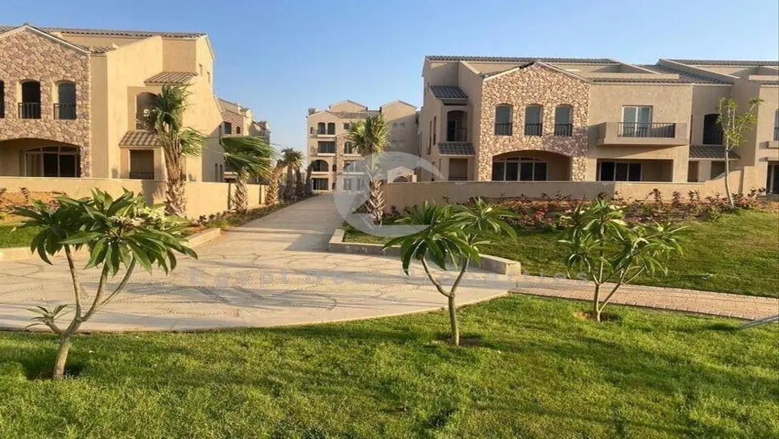 بانت هاوس مساحه متميزه في المستقبل سيتي روف خاص
