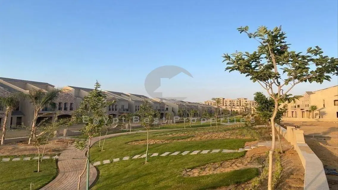 بانت هاوس مساحه متميزه في المستقبل سيتي روف خاص