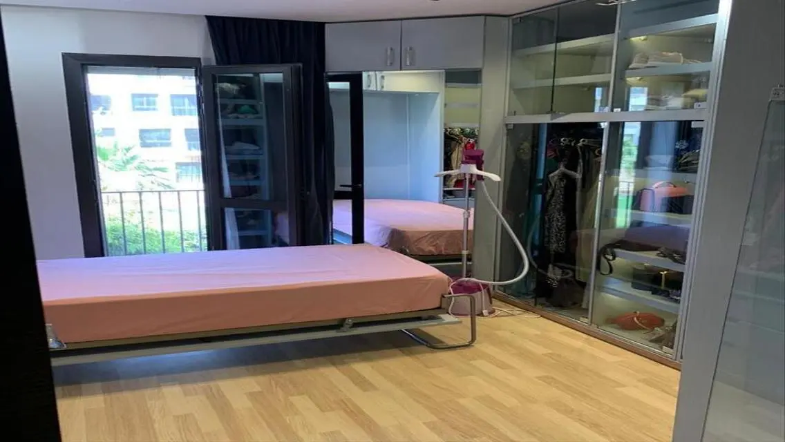 Stunning 3-Bedroom Apartment, 150 Meters in the Heart of the City