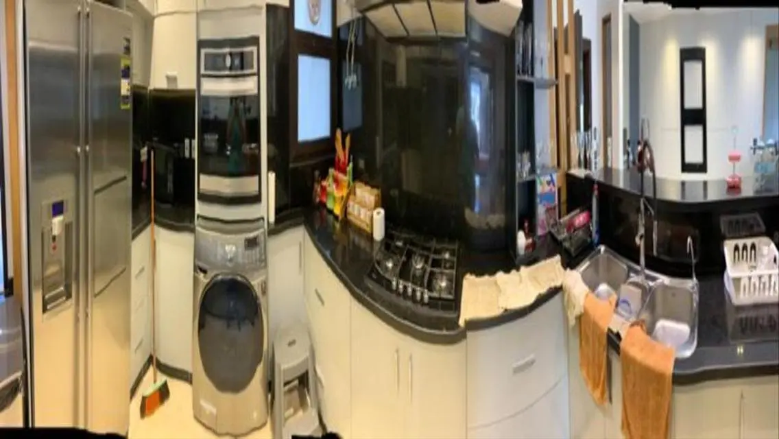 Stunning 3-Bedroom Apartment, 150 Meters in the Heart of the City
