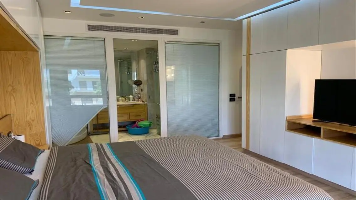 Stunning 3-Bedroom Apartment, 150 Meters in the Heart of the City