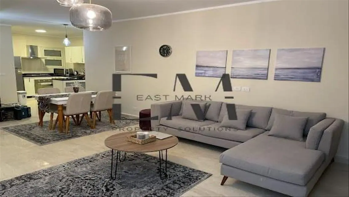 Studio Furnished for rent in 90 Avenue