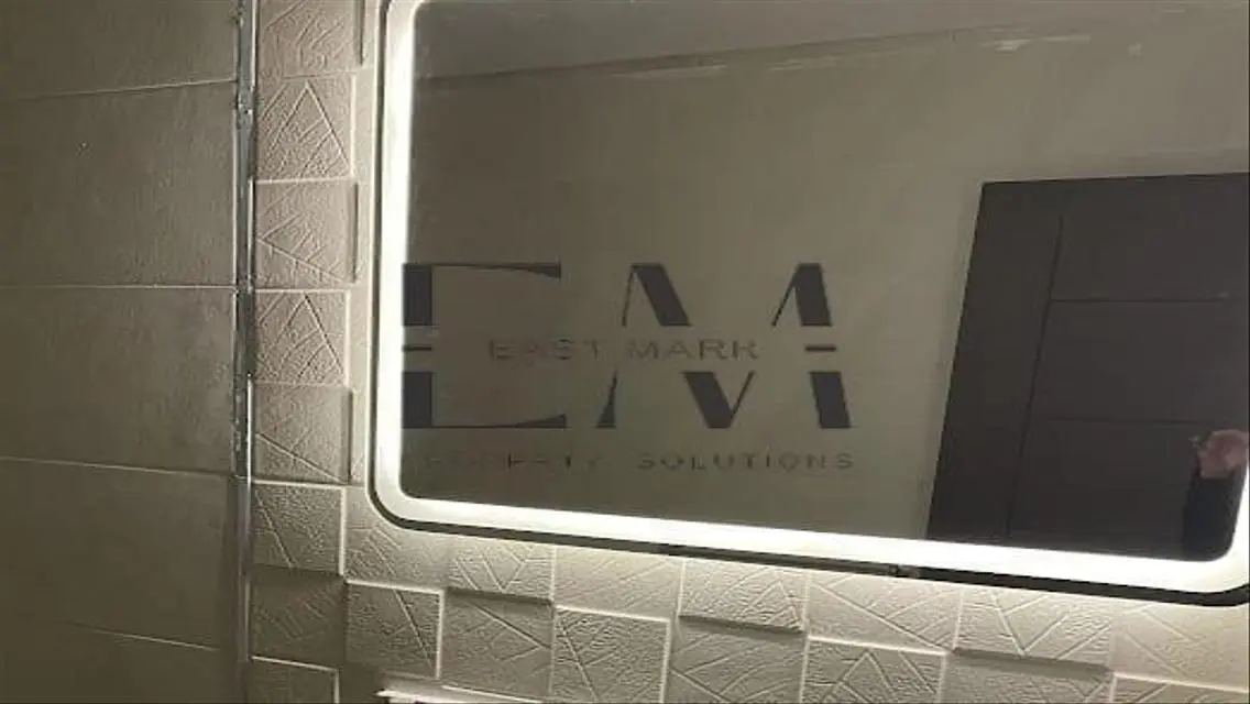 Studio Furnished for rent in 90 Avenue
