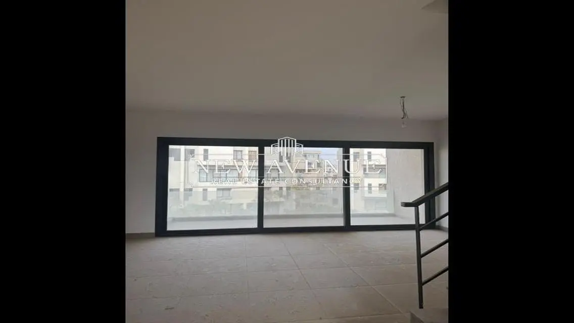 دوبلكس علوي 3 غرف كامل التشطيب للبيع في البروج