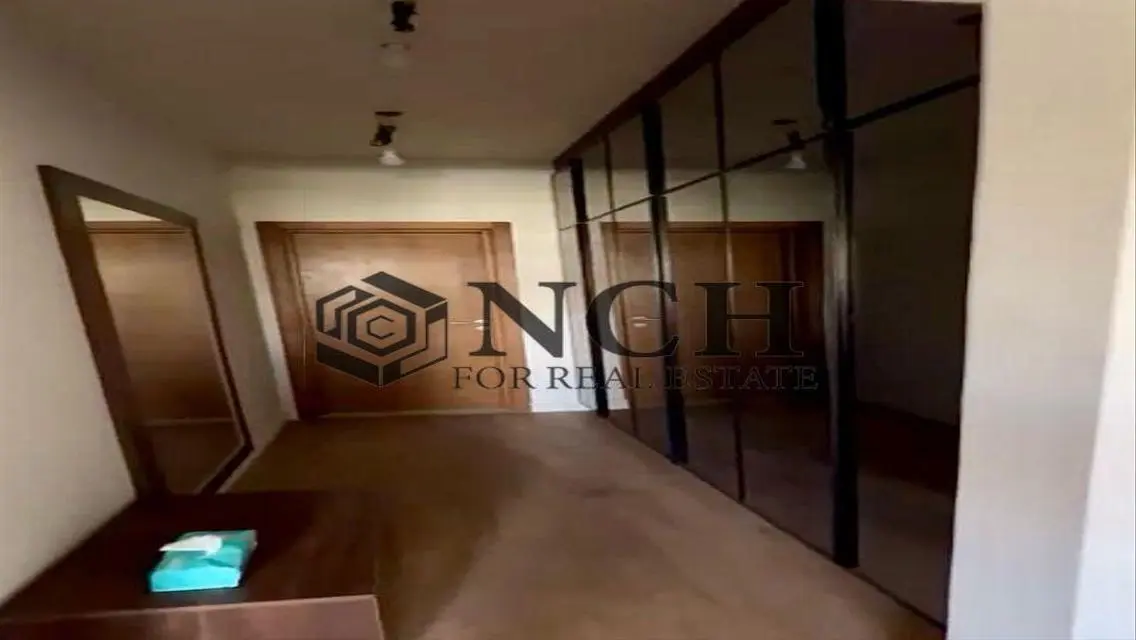 LUXURY APARTMENT 160M FOR RENT,POOL VIEW,FIRST USE