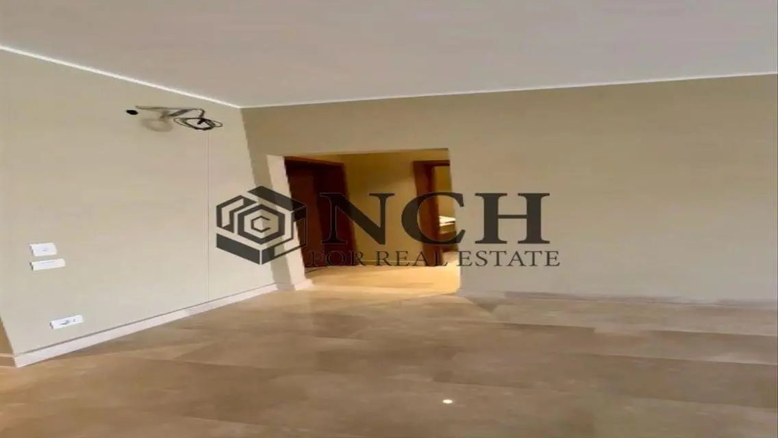 LUXURY APARTMENT 160M FOR RENT,POOL VIEW,FIRST USE