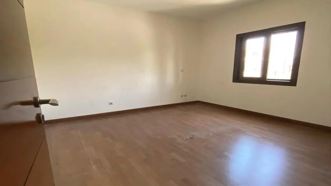 Twin house for rent in Mivida Compound, affiliated