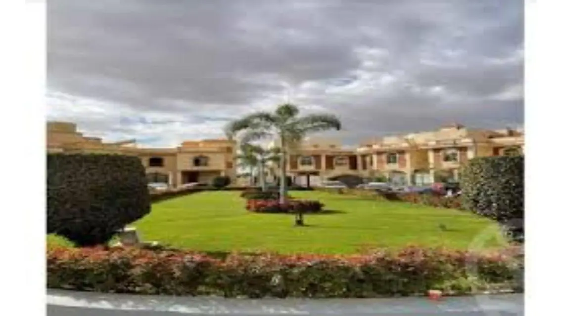 villa for sell at la rose compound