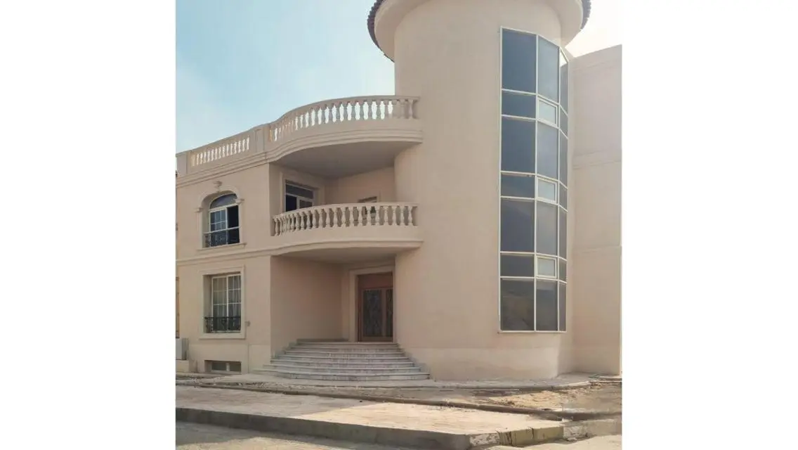 villa for sell at la rose compound