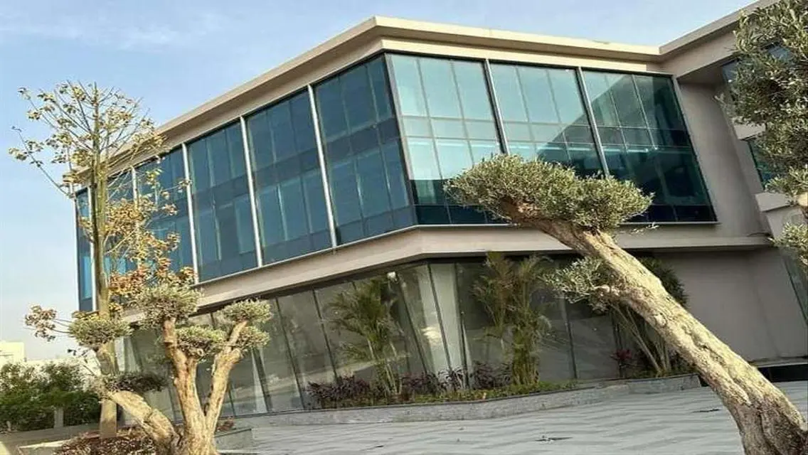 صيدلية للبيع على وصله دهشور مباشرة فى ذا بوينت مول