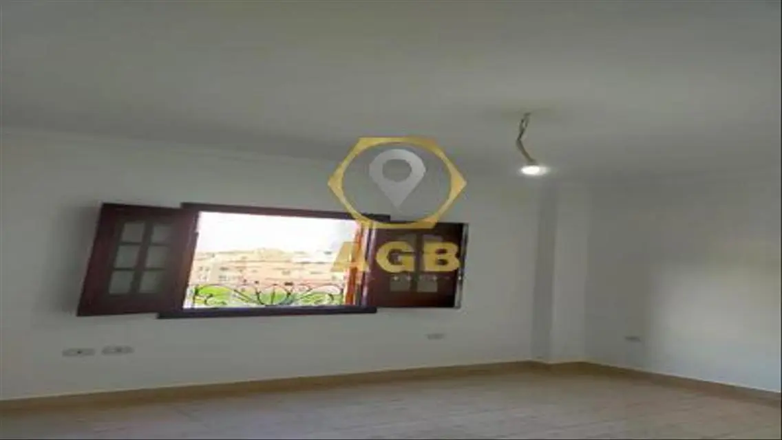 For sale, a 110-square-meter super-lux apartment i
